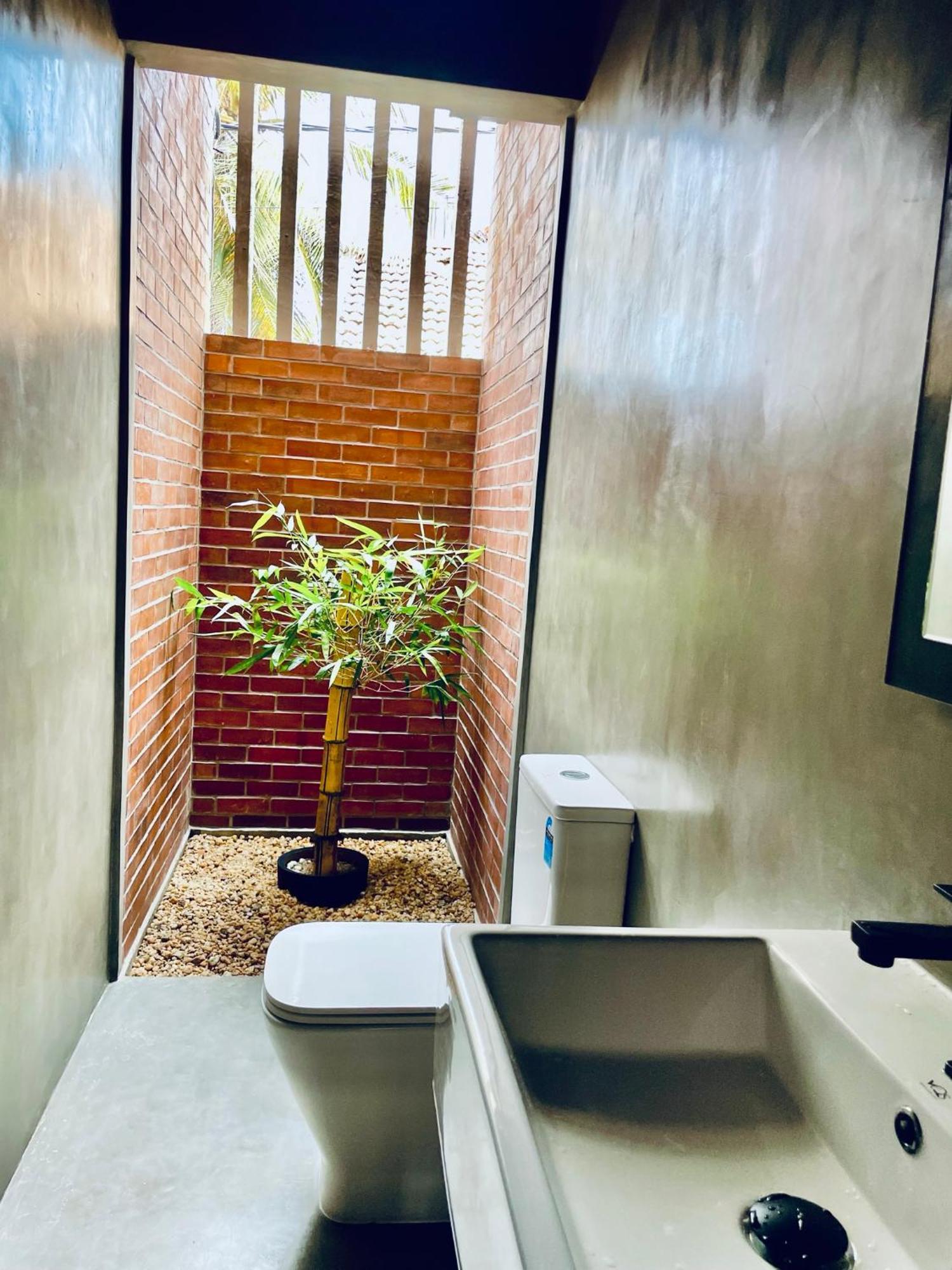 Negombo Morawala Beach Villa Dış mekan fotoğraf